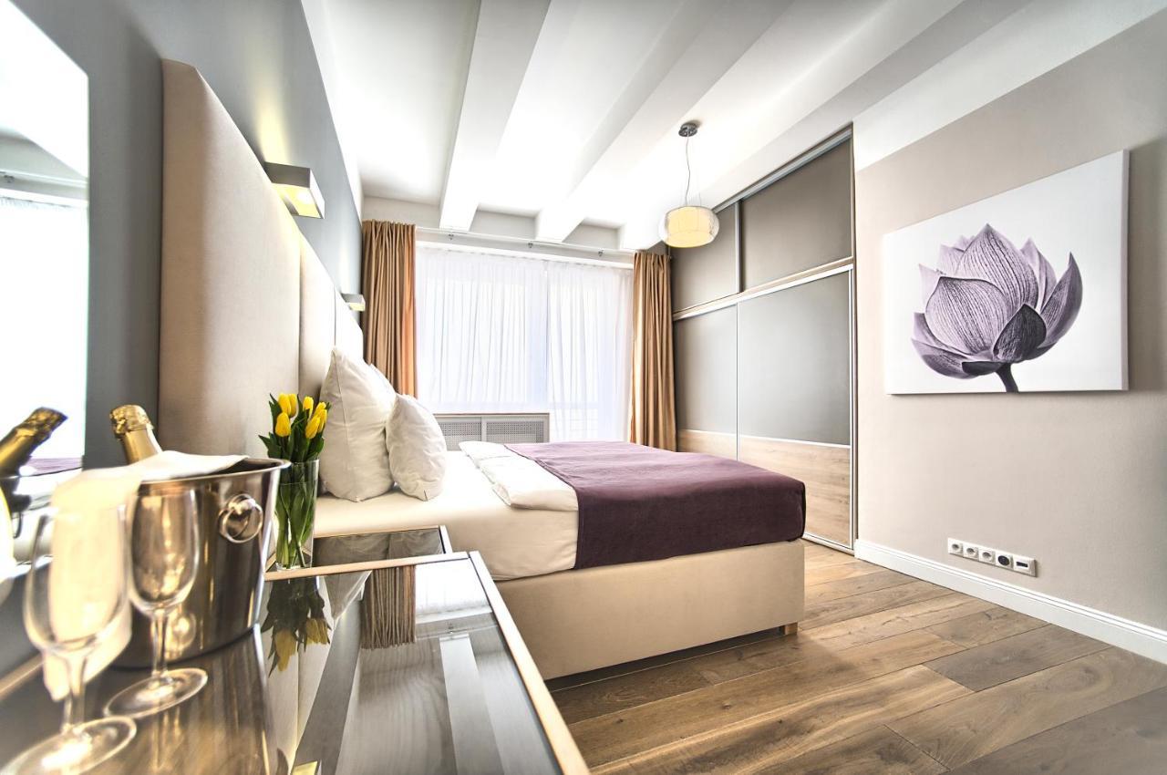 Exclusive 2 Bedroom Apartment Old Town - 2 Baths, Balcony And View - By Prague City Apartments מראה חיצוני תמונה